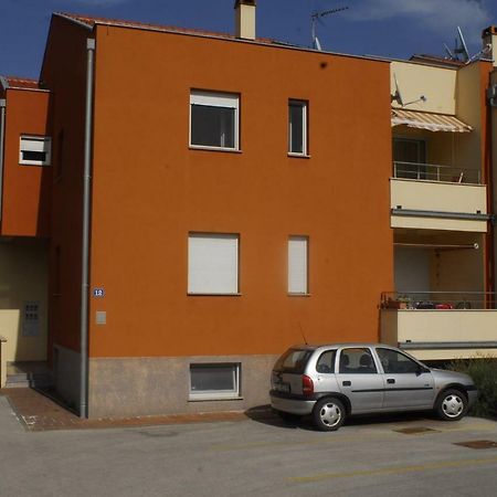 Apartment Pijaca Nin Esterno foto